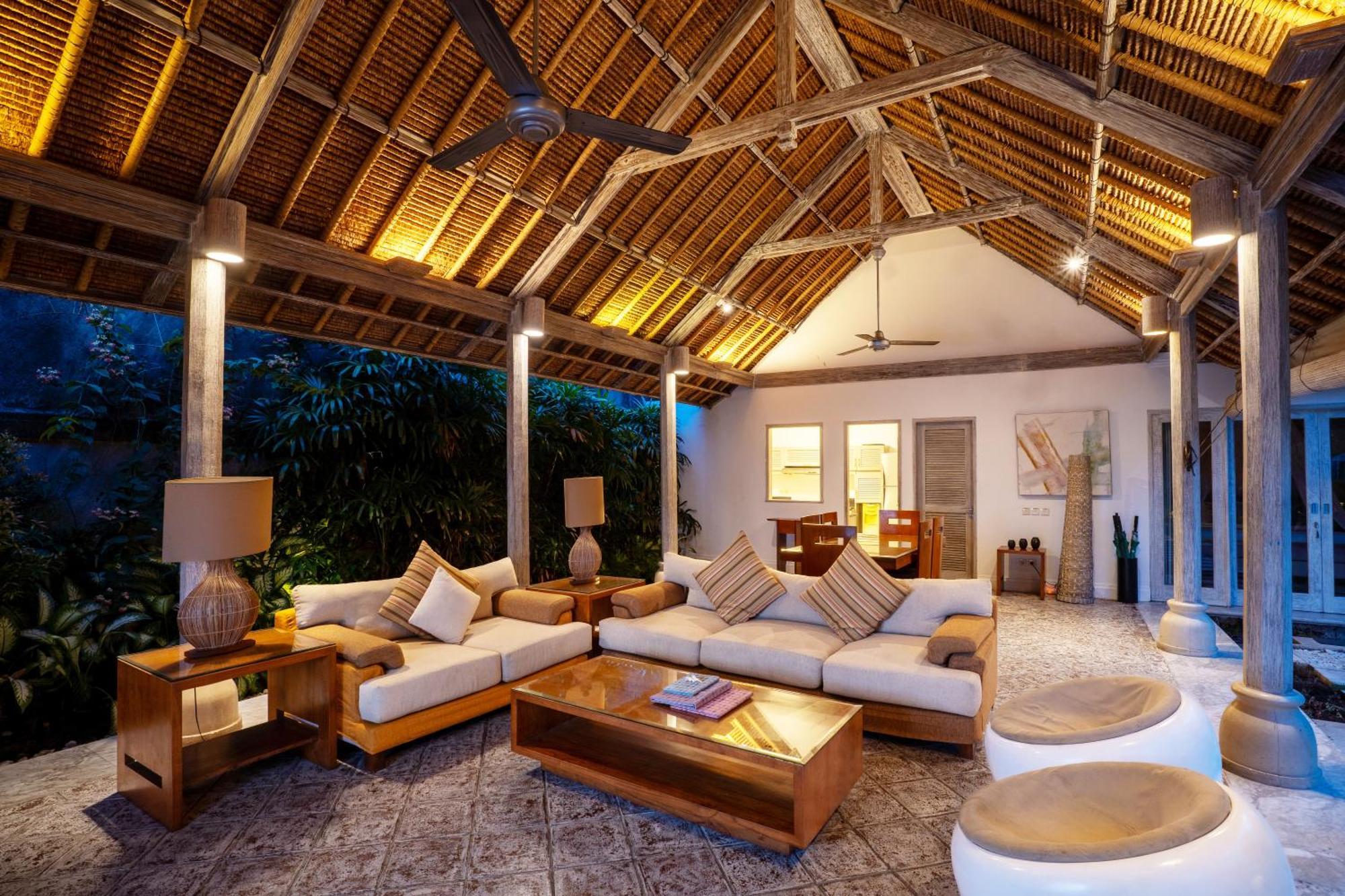 סמיניאק Serene Villas מראה חיצוני תמונה
