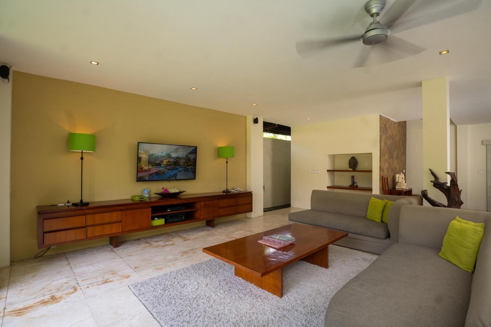סמיניאק Serene Villas מראה חיצוני תמונה