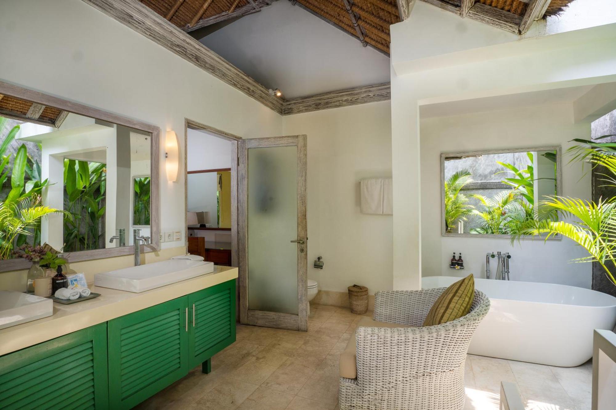 סמיניאק Serene Villas מראה חיצוני תמונה