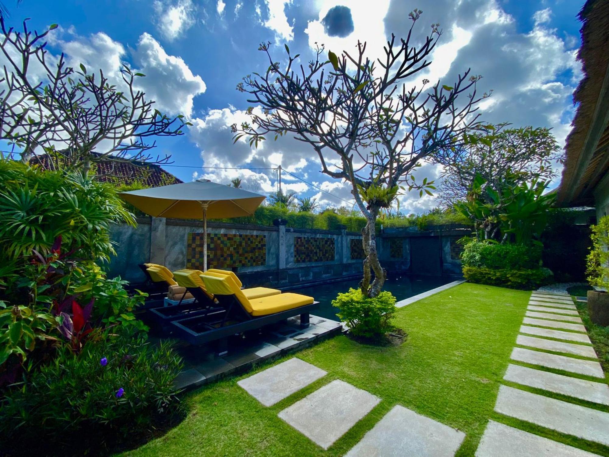 סמיניאק Serene Villas מראה חיצוני תמונה